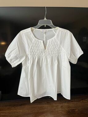 NWT She + Sky White Smocked V-Notch Short Sleeve Blouse Size S
